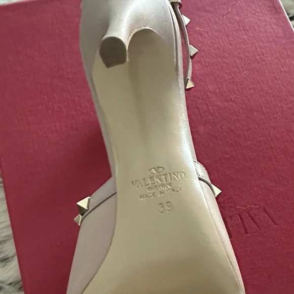 Valentino Taupe Rockstud Women's Heels - Picture 7 of 7